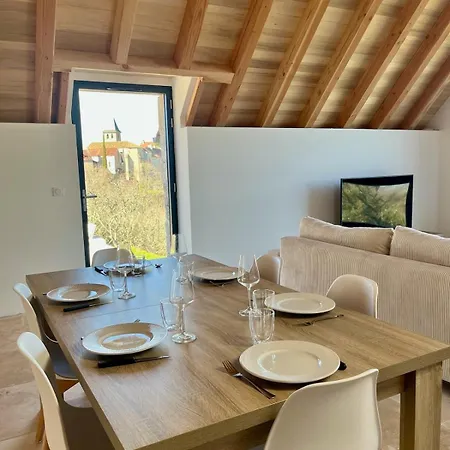La Marilene, Grange Renovee Avec Vue Exceptionnelle Et Piscine Ferienhaus